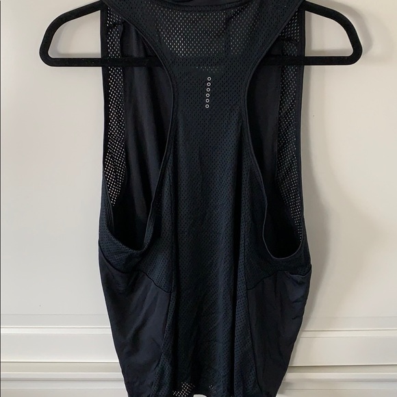 Nike training tank - Picture 2 of 5